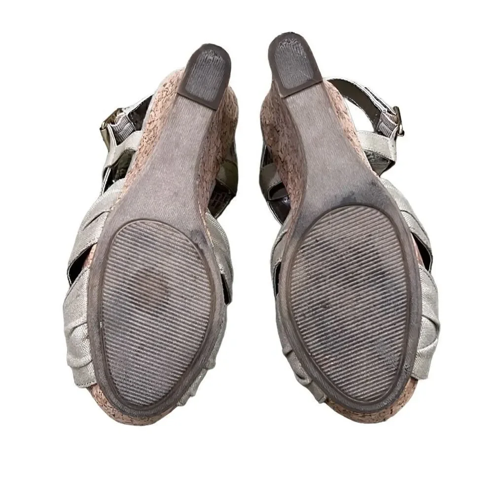 Steve Madden Women’s 6.5 Adorable Khaki Wedge Sandals with Bow and Back Buckle